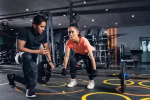 Menaklukkan Gym: 10 Tips Konsisten Olahraga dan Raih Tubuh Impian
