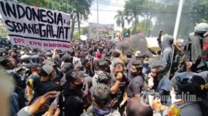Politik Anarkis: Sebuah Gagasan tentang Kebebasan dan Ketiadaan Hierarki