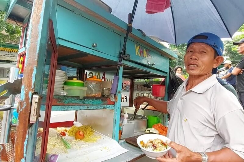 Sejarah dan Perkembangan Street Food: Dari Kebutuhan Dasar Hingga Fenomena Global