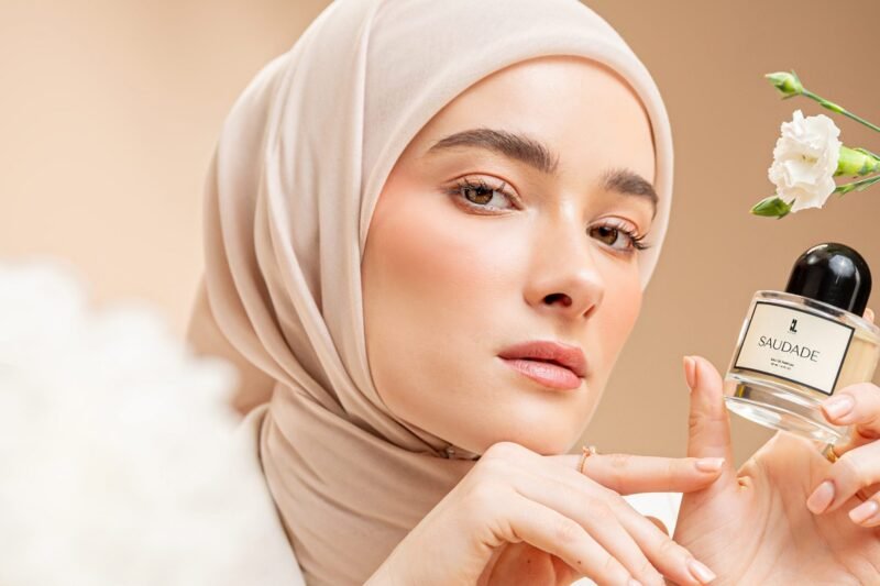 Tips Memilih Parfum yang Tahan Lama: Aroma Memikat Sepanjang Hari