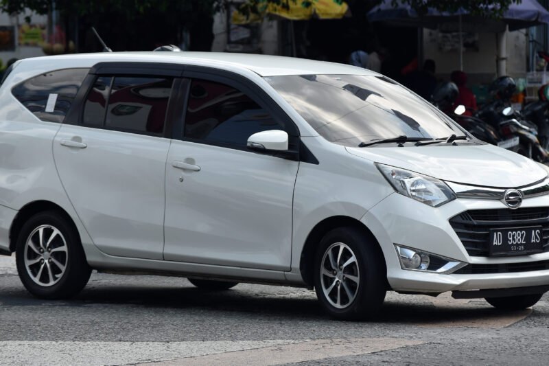 Rekomendasi Mobil Keluarga Terbaik 2025: Kenyamanan dan Keamanan untuk Keluarga Anda