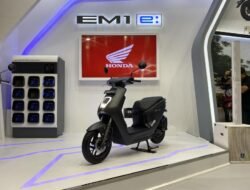 Masa Depan di Genggaman: Mengupas Tuntas Industri Motor Listrik Indonesia